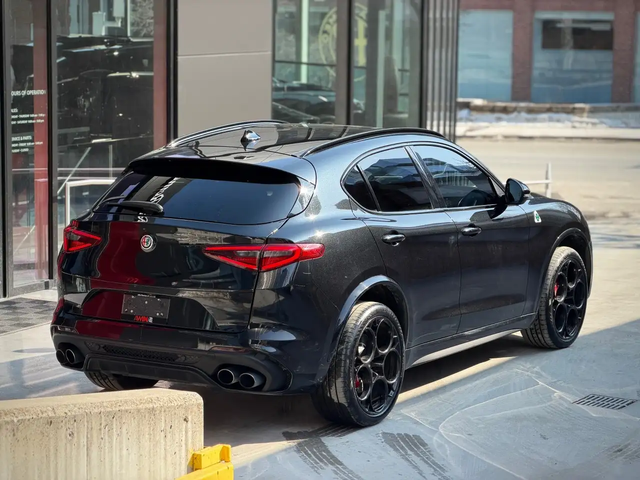Alfa Stelvio 505hp|One Owner|Low Mileage|Clean Carfax Quadrifog All Wheel Drive - автомобили, коли, обяви за нови и употребявани 8