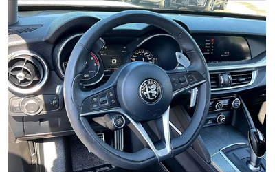 Alfa Stelvio Sport |Heated Leather |Panoroof |SafetyTech |AWD All Wheel Drive - автомобили, коли, обяви за нови и употребявани 12