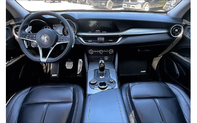 Alfa Stelvio Sport |Heated Leather |Panoroof |SafetyTech |AWD All Wheel Drive - автомобили, коли, обяви за нови и употребявани 14