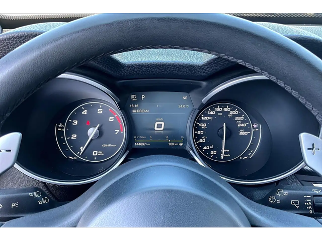 Alfa Stelvio Sport |Heated Leather |Panoroof |SafetyTech |AWD All Wheel Drive - автомобили, коли, обяви за нови и употребявани 19