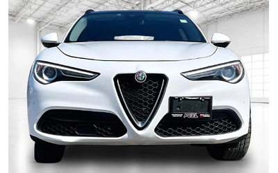 alfa-stelvio-sport-heated-leather-panoroof-safetytech-awd-all-wheel-drive - 2