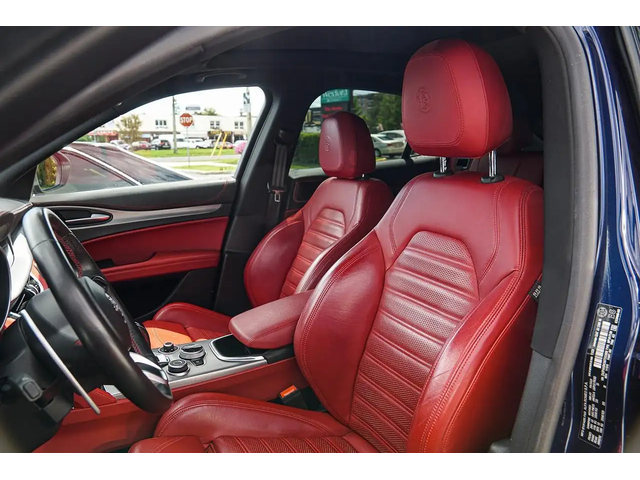 Alfa Stelvio Ti Sport |AWD|ONE OWNER|BSM|NAVI|PANO|RED INT All Wheel Drive - автомобили, коли, обяви за нови и употребявани 12