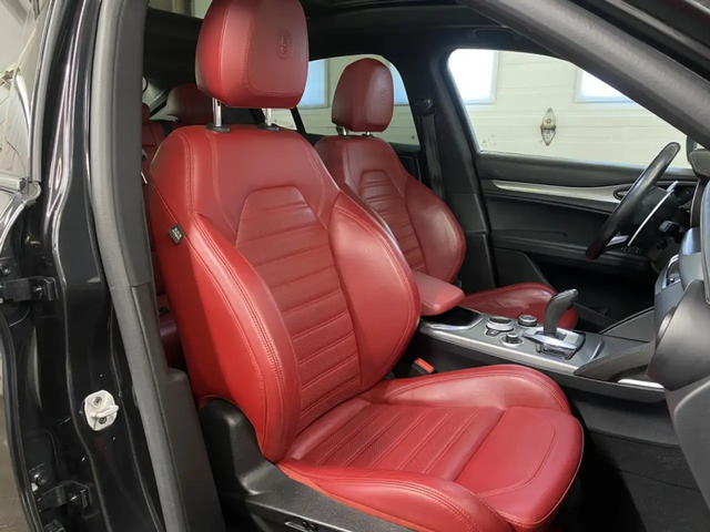 Alfa Stelvio Veloce **VÉHICULE CERTIFIÉ!!** All Wheel Drive - автомобили, коли, обяви за нови и употребявани 16