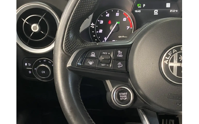 Alfa Stelvio Veloce **VÉHICULE CERTIFIÉ!!** All Wheel Drive - автомобили, коли, обяви за нови и употребявани 19
