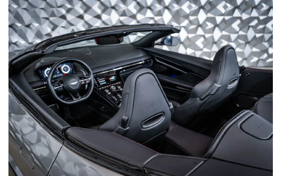   DB12 Volante Aluminite Silver - автомобили, коли, обяви за нови и употребявани 13