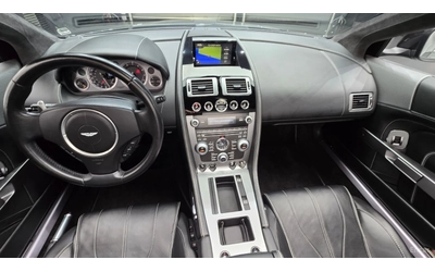 aston-martin-db9 - 5