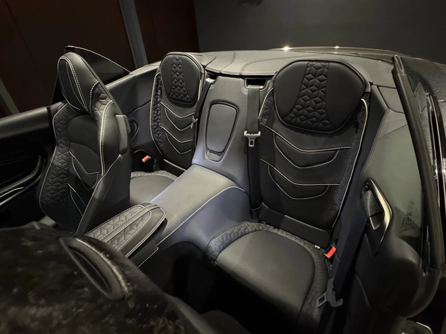   V12 Superleggera Volante - автомобили, коли, обяви за нови и употребявани 6