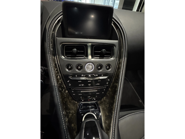   V12 Superleggera Volante - автомобили, коли, обяви за нови и употребявани 7