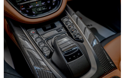 Aston Martin DBX 1-500/Carbon/Камера 360/Обдухване/Панорама/Lane Assist - автомобили, коли, обяви за нови и употребявани 10