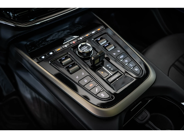   707* Carbon* Bowers&Wilkins* Лизинг - автомобили, коли, обяви за нови и употребявани 8