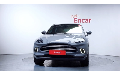 aston-martin-dbx - 1