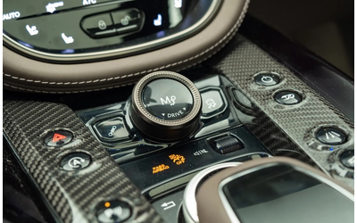 ASTON MARTIN DBX DBX 707 4.0 V8 AWD - автомобили, коли, обяви за нови и употребявани 7