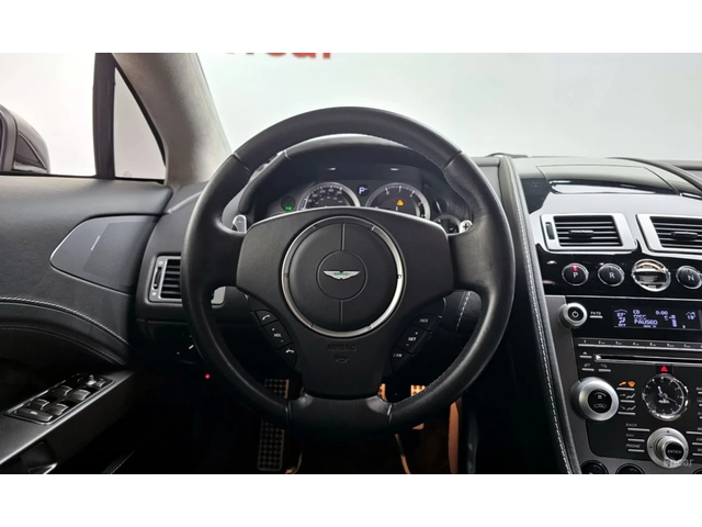 Aston Martin Rapide - автомобили, коли, обяви за нови и употребявани 4