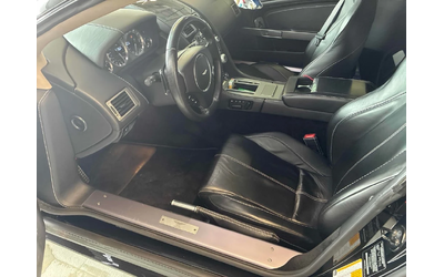 aston-martin-v8-vantage - 4