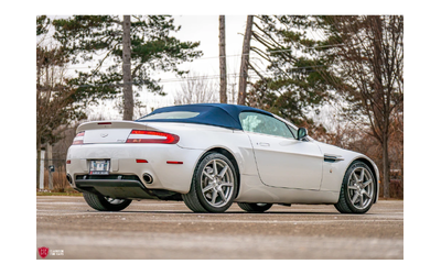 aston-martin-v8-vantage - 4