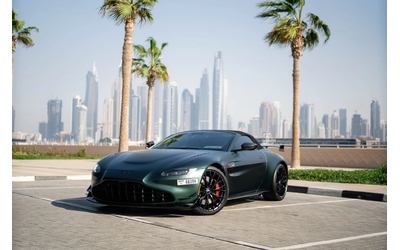 aston-martin-v8-vantage - 1