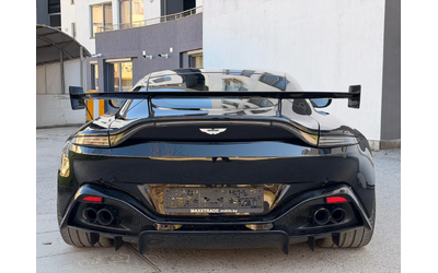 aston-martin-v8-vantage - 5