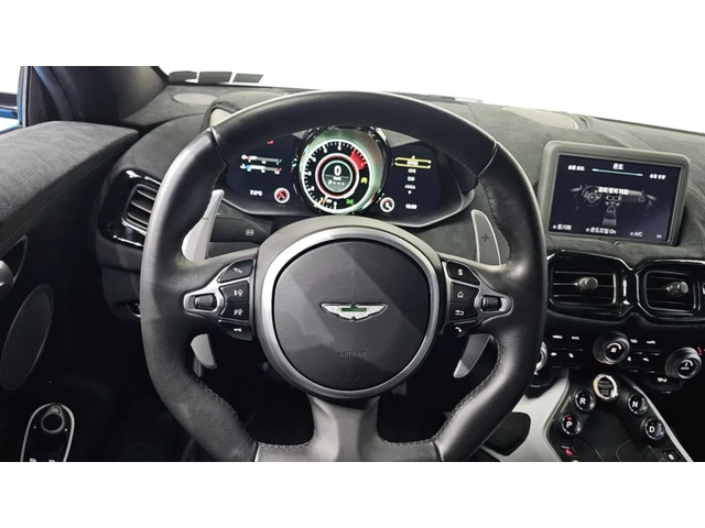Aston Martin V8 Vantage - автомобили, коли, обяви за нови и употребявани 11