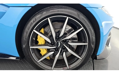 aston-martin-v8-vantage - 4