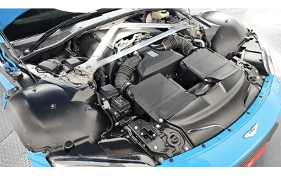 aston-martin-v8-vantage - 5