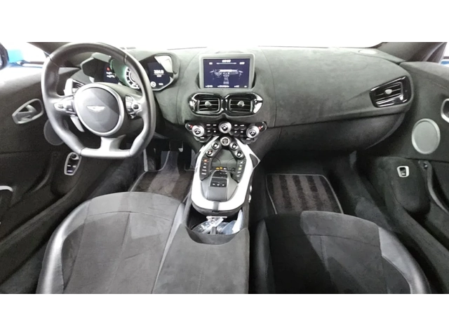 Aston Martin V8 Vantage - автомобили, коли, обяви за нови и употребявани 6