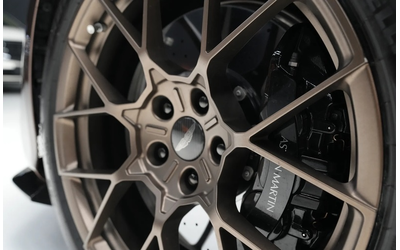 aston-martin-vanquish-vanquish-iii-5-2-v12 - 4