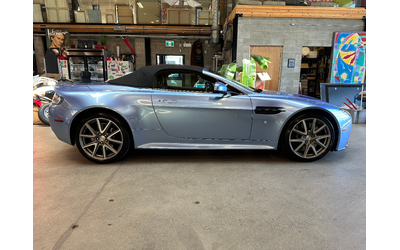 ASTON V8 Vantage 4.7L 8cyl Rear Wheel Drive - автомобили, коли, обяви за нови и употребявани 10