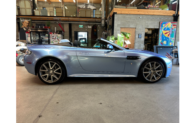 ASTON V8 Vantage 4.7L 8cyl Rear Wheel Drive - автомобили, коли, обяви за нови и употребявани 7