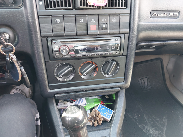 Audi 80 В 4 - автомобили, коли, обяви за нови и употребявани 11