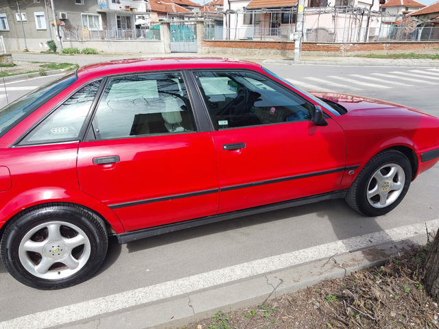 Audi 80 В 4 - автомобили, коли, обяви за нови и употребявани 7