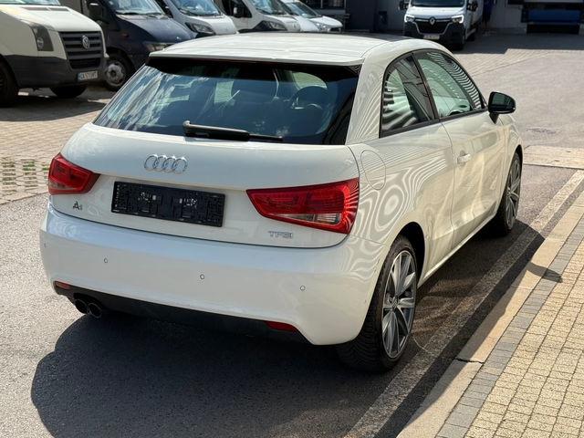 Audi A1 S-Line+ S-Tronic+ Bose+ Led+ Панорама - автомобили, коли, обяви за нови и употребявани 4