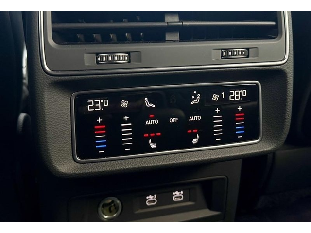 Audi A1 Audi SQ8 4.0TDI Quattro - автомобили, коли, обяви за нови и употребявани 9
