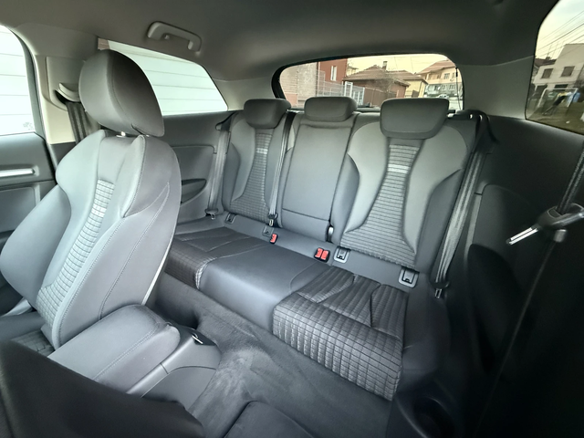 Audi A3 1.8T-AVTOMAT-4X4-ШВЕЙЦАРИЯ - автомобили, коли, обяви за нови и употребявани 14