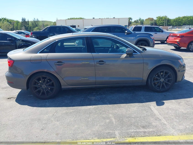 Audi A3 2.0L I-4 DI, DOHC, VVT, TURBO, 220HP All Wheel Drive - автомобили, коли, обяви за нови и употребявани 12