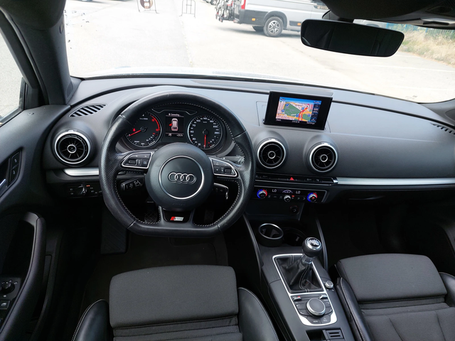 Audi A3 1, 6TDI 110ps S-Line - автомобили, коли, обяви за нови и употребявани 5