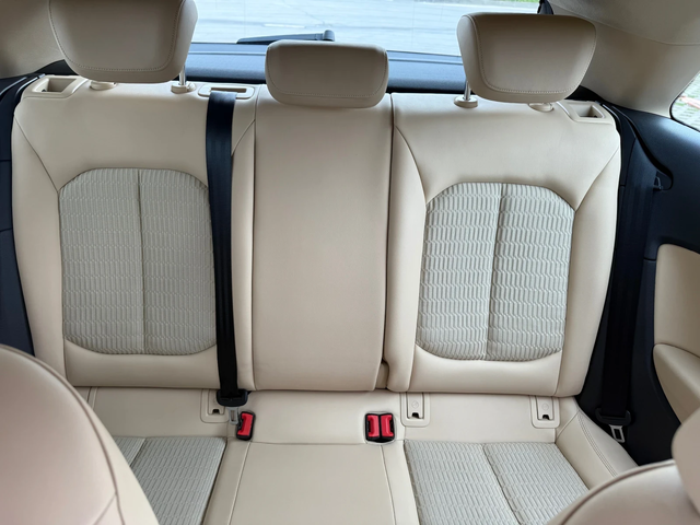 Audi A3 S-Line+ S-Tronic+ 1, 6TDI+ 105kc+ Led - автомобили, коли, обяви за нови и употребявани 12