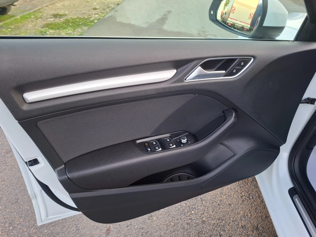 Audi A3 2.0TDI Navi Автопилот - автомобили, коли, обяви за нови и употребявани 6