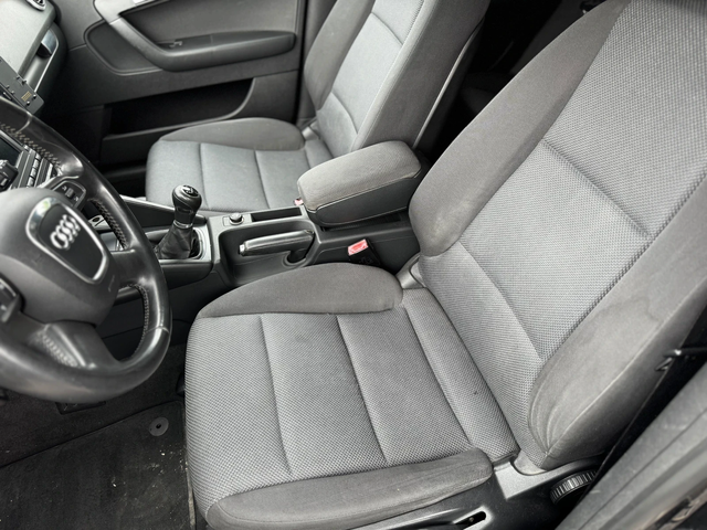 Audi A3 1.6TDI 105hp - автомобили, коли, обяви за нови и употребявани 12