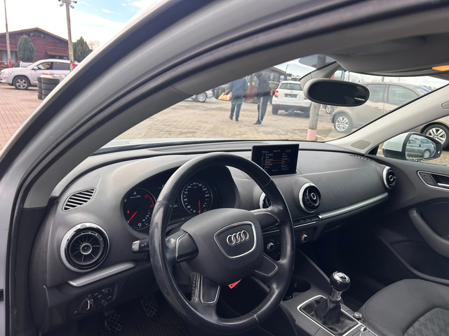 Audi A3 1.6TDI NAVI EURO 6 - автомобили, коли, обяви за нови и употребявани 10