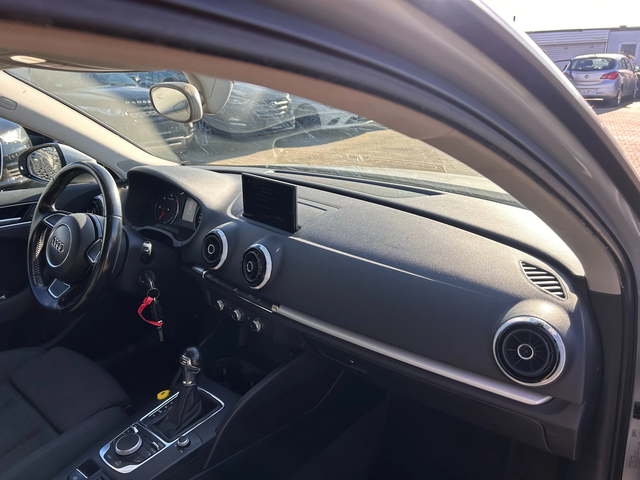 Audi A3 1.6TDI AVTOMAT/NAVI EURO 5 - автомобили, коли, обяви за нови и употребявани 9