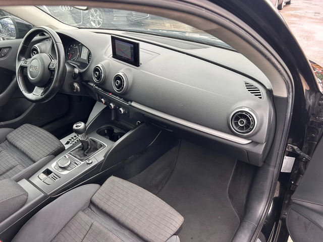 Audi A3 LIMOUSINE 1.4TFSI GAZ NAVI EURO 6 - автомобили, коли, обяви за нови и употребявани 10
