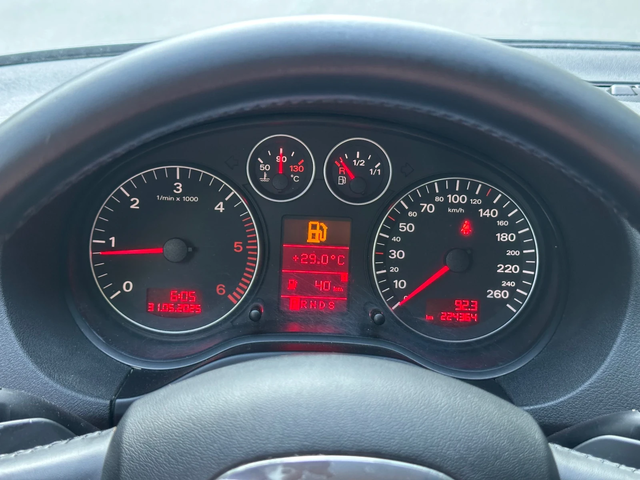 Audi A3 2.0TDI АВТОМАТ!!! - автомобили, коли, обяви за нови и употребявани 15