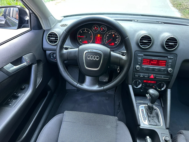 Audi A3 2.0TDI АВТОМАТ!!! - автомобили, коли, обяви за нови и употребявани 8