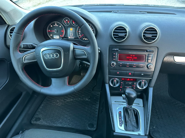 Audi A3 1.9TDI АВТОМАТ - автомобили, коли, обяви за нови и употребявани 12