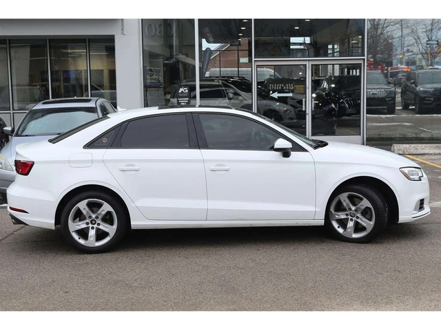 Audi A3 * quattro Premium, quattro Komfort (Canada) * CARF - автомобили, коли, обяви за нови и употребявани 9