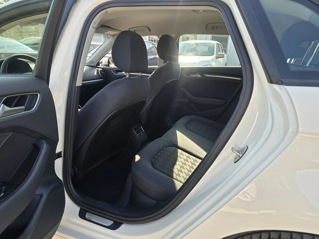 Audi A3 S-line plus Sportback - автомобили, коли, обяви за нови и употребявани 10