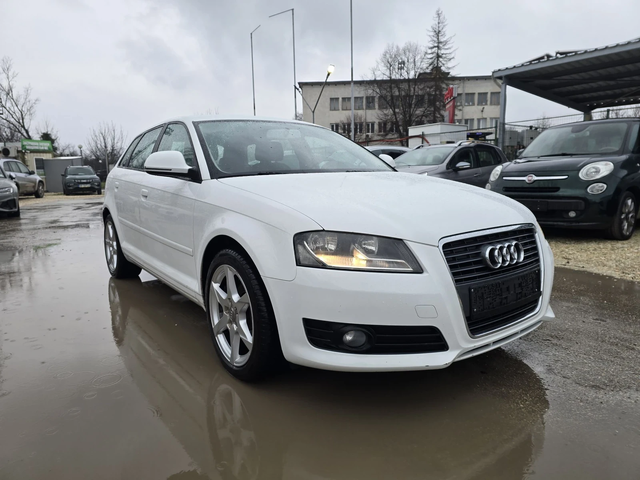 Audi A3 1.6TDI 90к.с S-line - автомобили, коли, обяви за нови и употребявани 1
