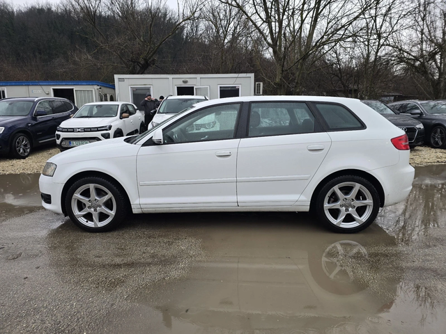 Audi A3 1.6TDI 90к.с S-line - автомобили, коли, обяви за нови и употребявани 6
