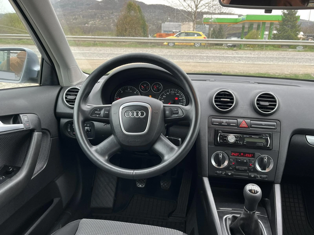 Audi A3 1.9TDI 105кс SPORTBAG КЛИМАТРОНИК - автомобили, коли, обяви за нови и употребявани 11