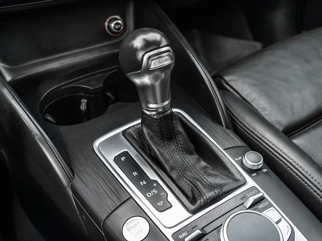 Audi A3 e-tron* Prestige* АвтоКредит* (ЦЕНА ДО БГ) - автомобили, коли, обяви за нови и употребявани 11